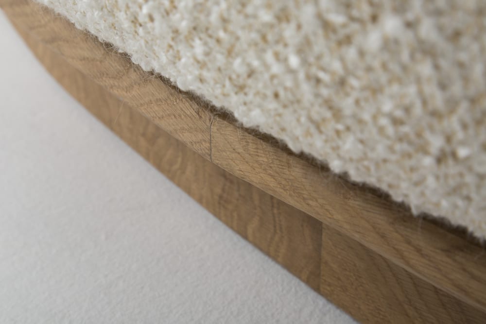 S0102 Ovals Bouclé-Sofa