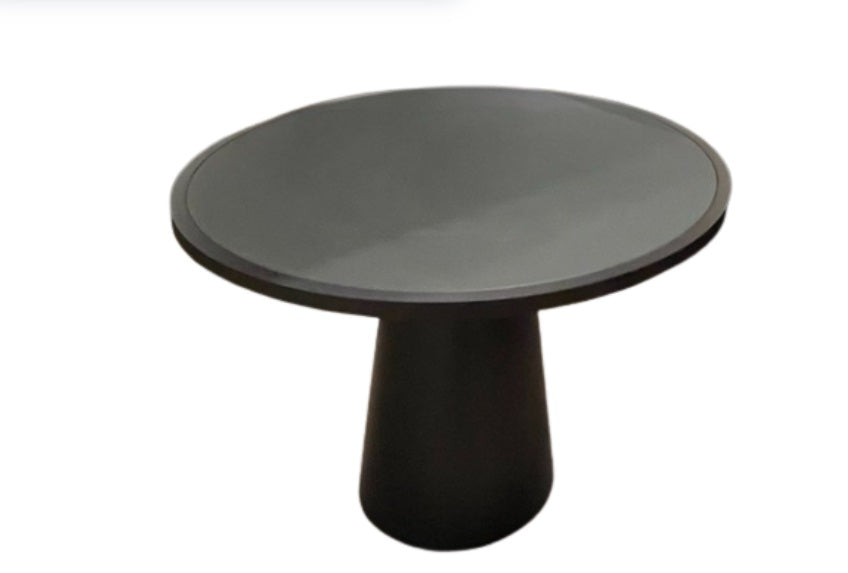 T2002 Runder Esstisch in Schwarz