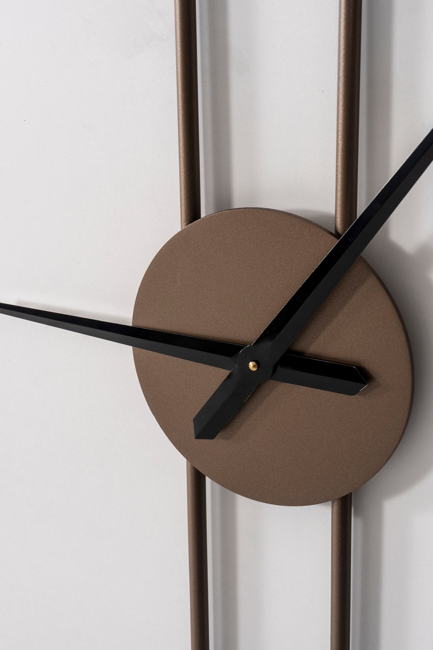 WU2401 Wanduhr aus Metall