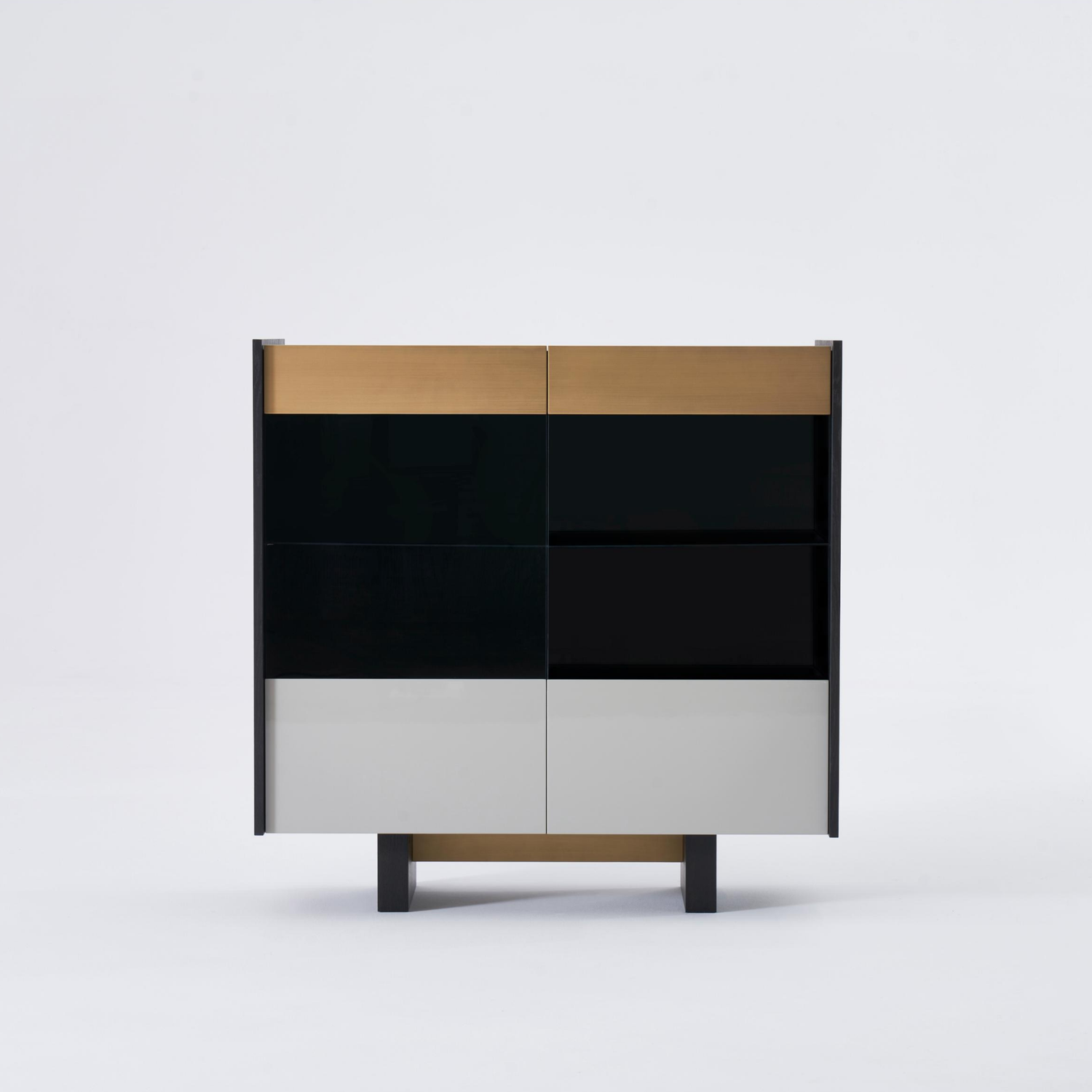 Anrichte & Sideboards