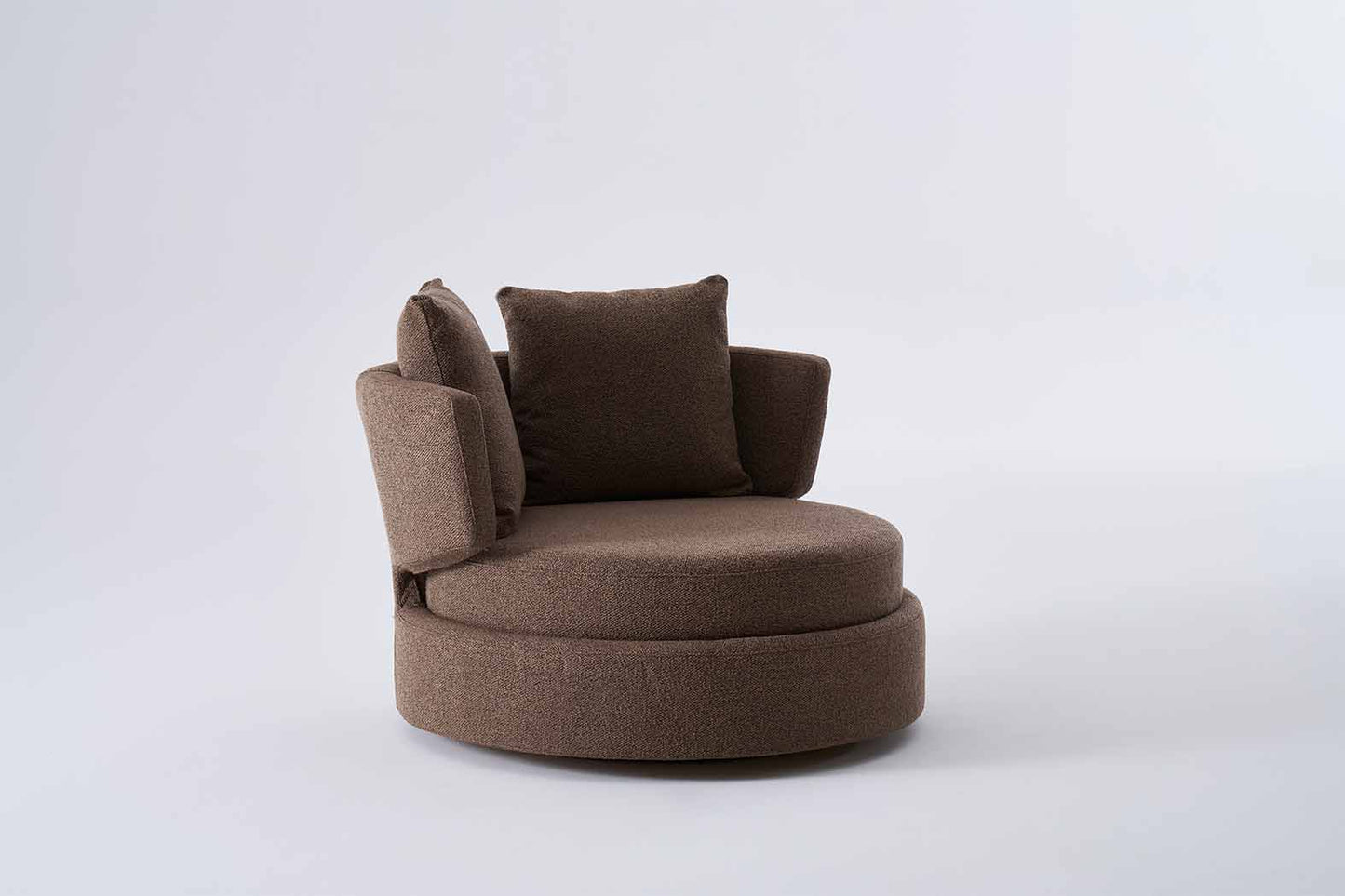 A1207 Runder Brauner Sessel