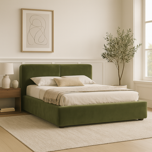 B2004 Bett mit grünem Veloursbezug