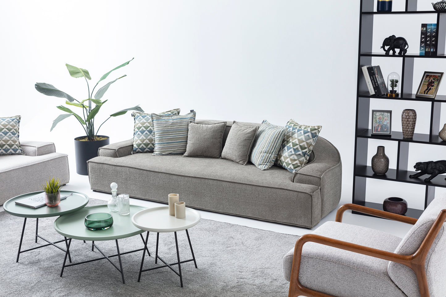 S0101 Stoffsofa in Grau