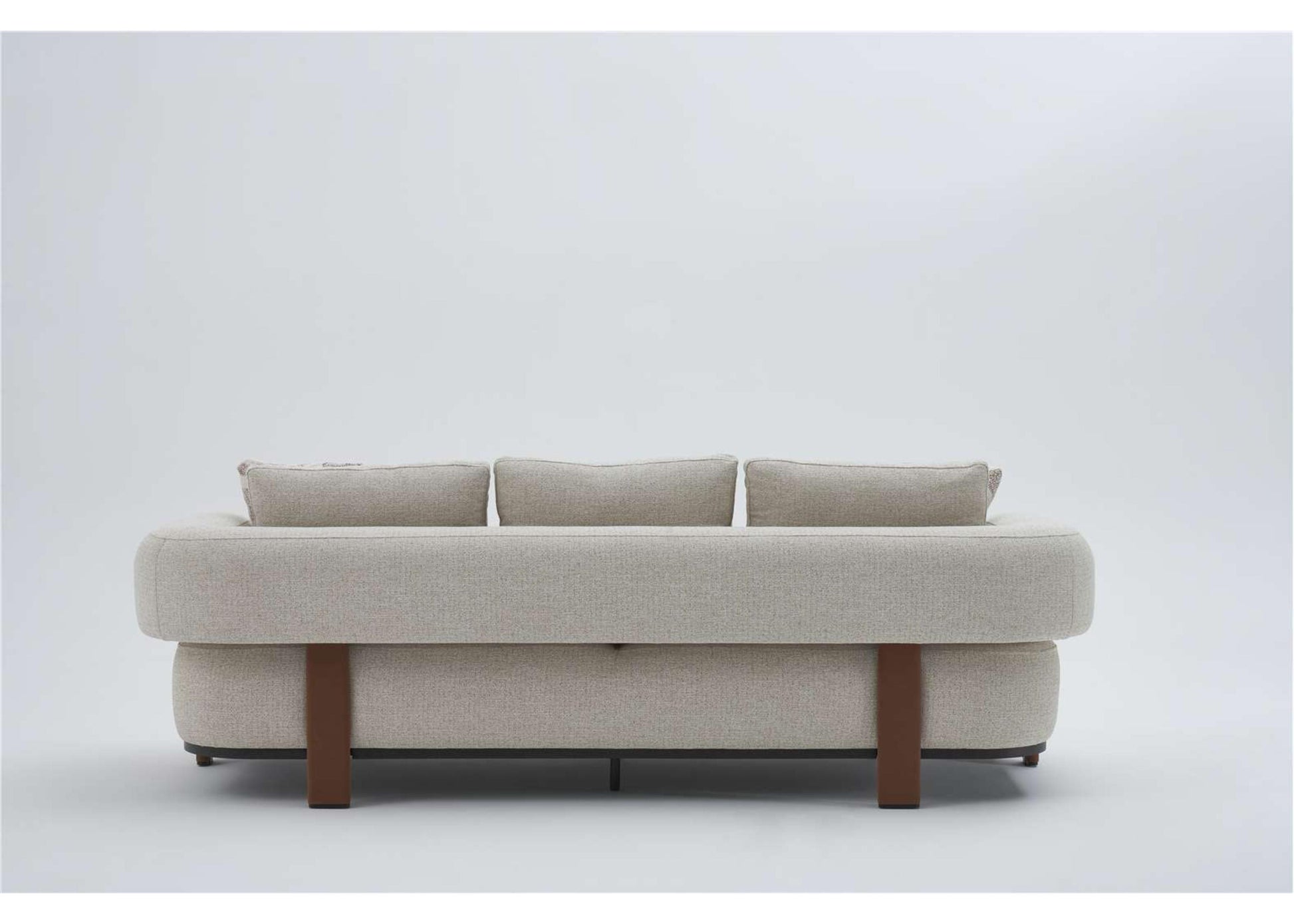 2-Sitzer Sofa mit sichtbar aufgebauter Polsterung in hellbeigem Stoff – Ahié