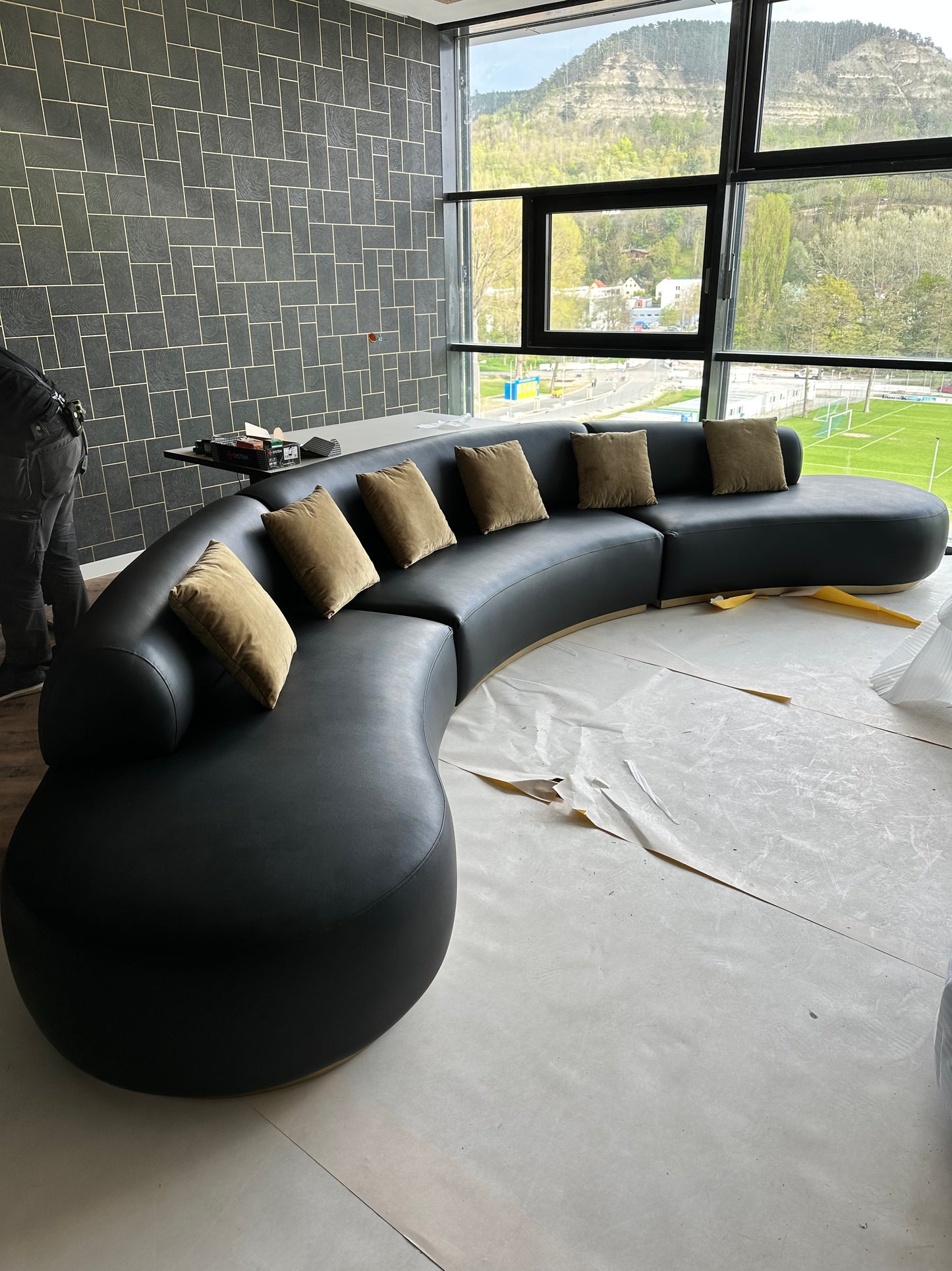 4-Sitzer Sofa mit langer Sitzbahn – 3 – Ahié