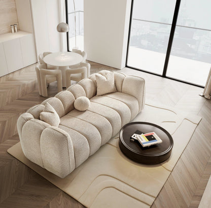 Sofa mit klar gefassten Polsterkörpern – Ahié