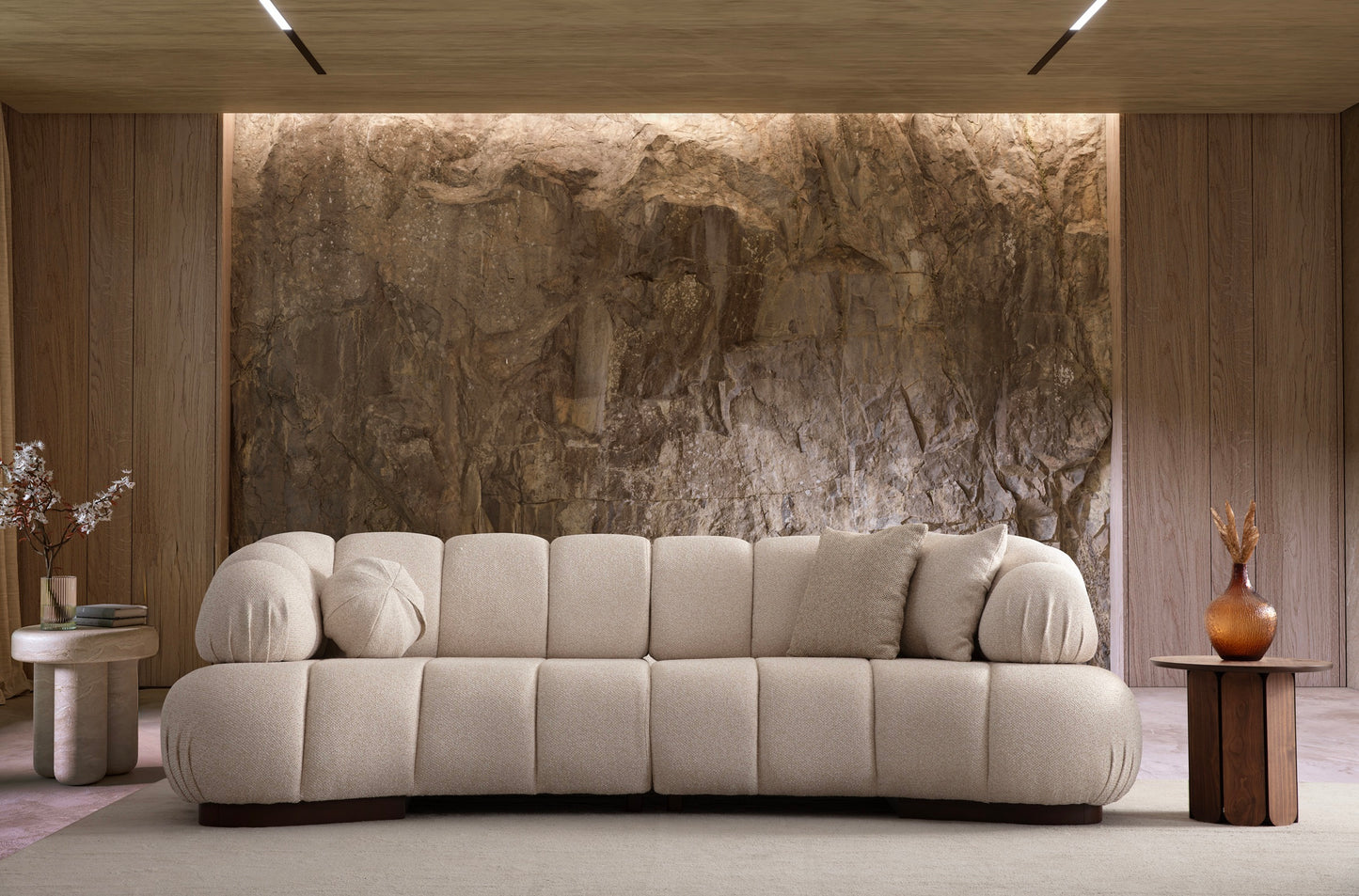 3-Sitzer Sofa mit seitlich deutlich gepolsterten Armlehnen – Ahié