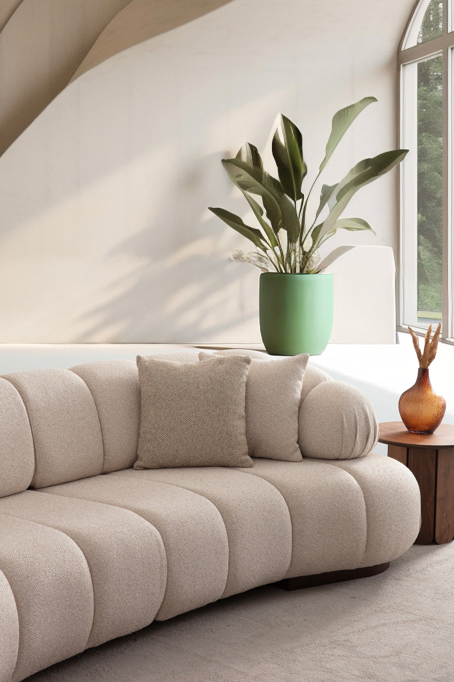 3-Sitzer Sofa mit seitlich deutlich gepolsterten Armlehnen – Ahié