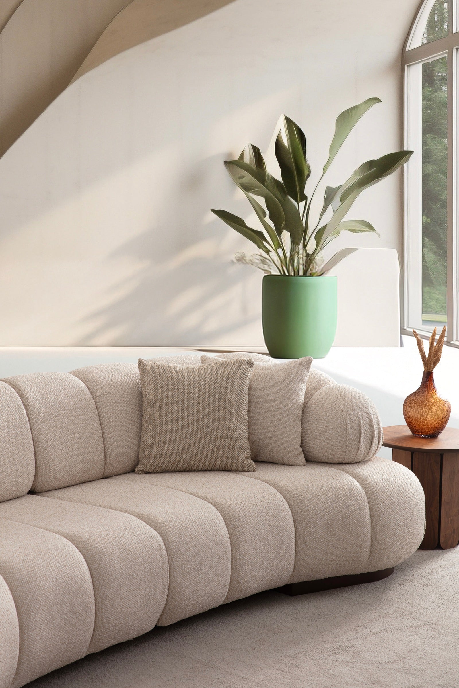 3-Sitzer Sofa mit seitlich deutlich gepolsterten Armlehnen – Ahié