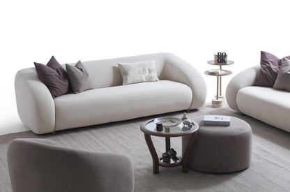 3-Sitzer Sofa mit offen angelegter Sitzfläche und langer Sitzbahn – Ahié
