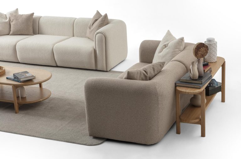 2-Sitzer Sofa ausgeformte Polsterkörper Stoff Wohnzimmer Schweiz – Ahié