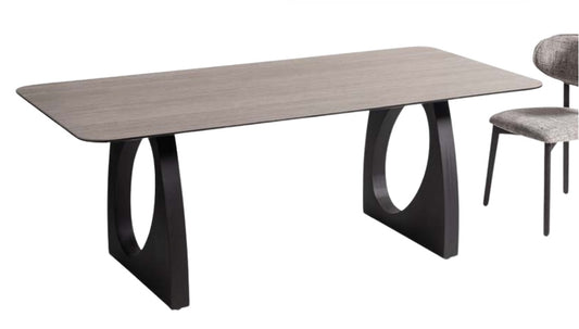 T0503 Esstisch mit dunklem Fuss