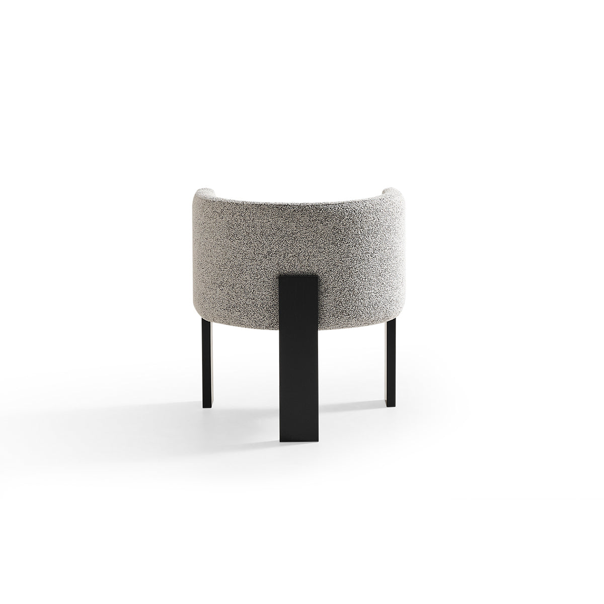 C0116 Holzstuhl mit Stoffdetail